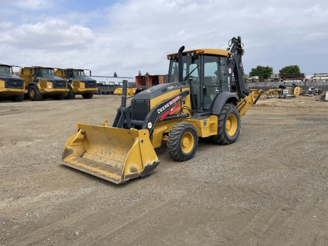John Deere 320 P