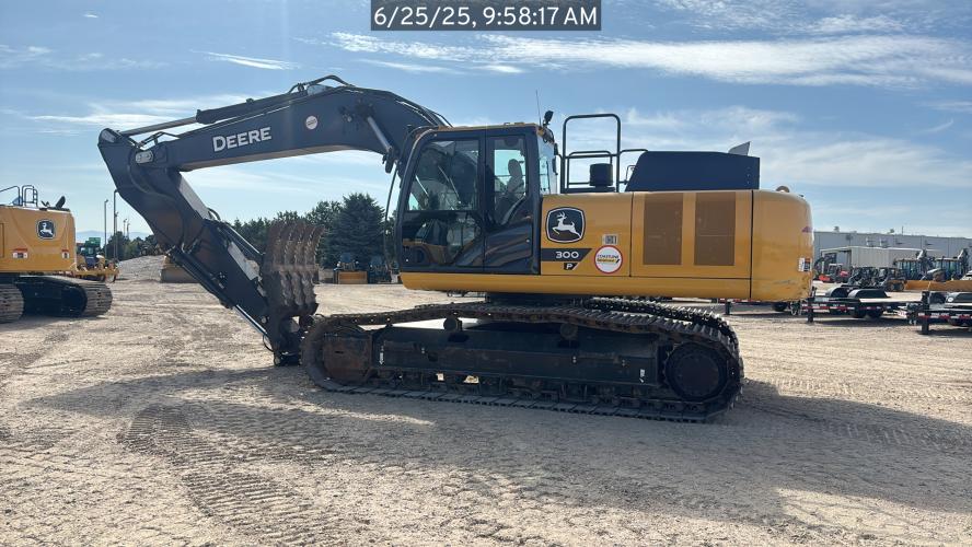 John Deere 300 P
