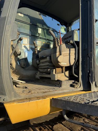 John Deere 450D LC