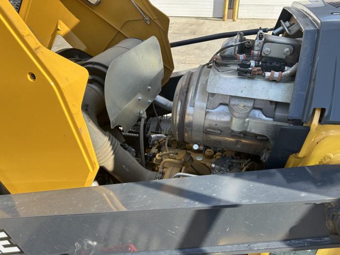 John Deere 320 P