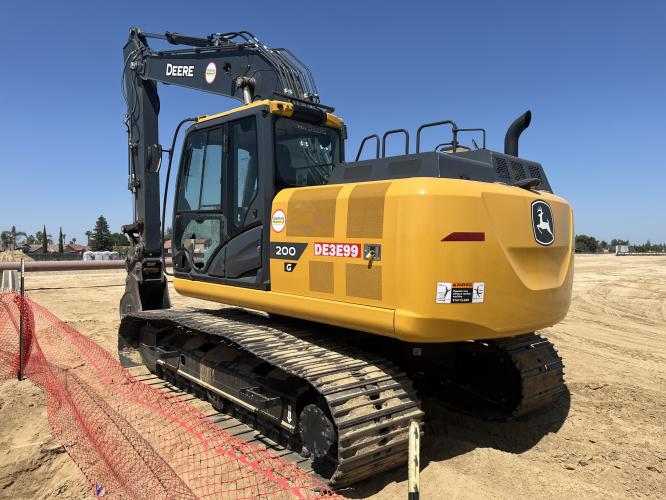 John Deere 200 G