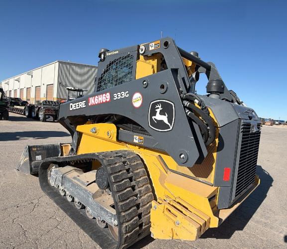 John Deere 333G