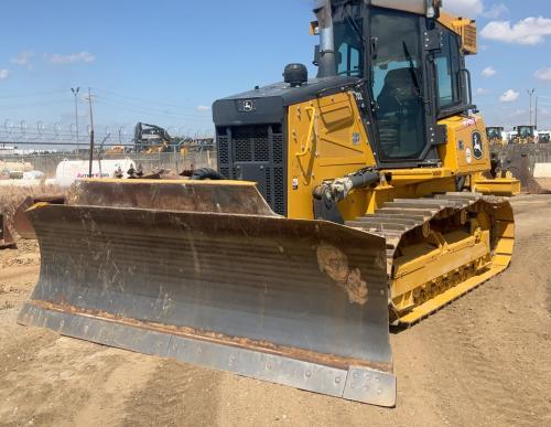 2023 John Deere 700L LGP