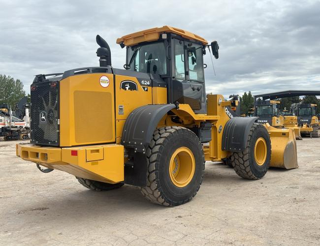 John Deere 624 P