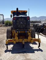 John Deere 672G
