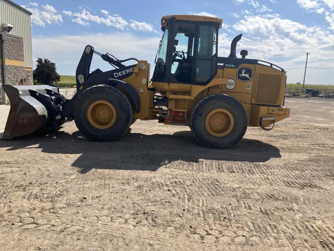 John Deere 524L