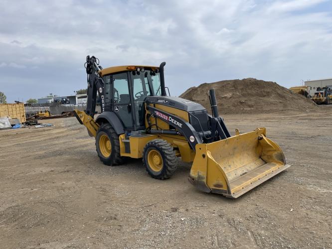 John Deere 320 P