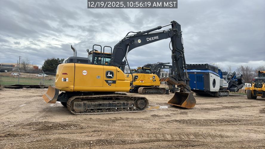 John Deere 130 P