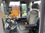 John Deere 744L