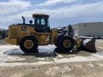 John Deere 644L
