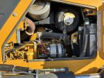 John Deere 700L