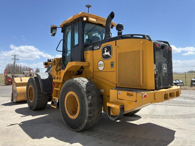 John Deere 624 P