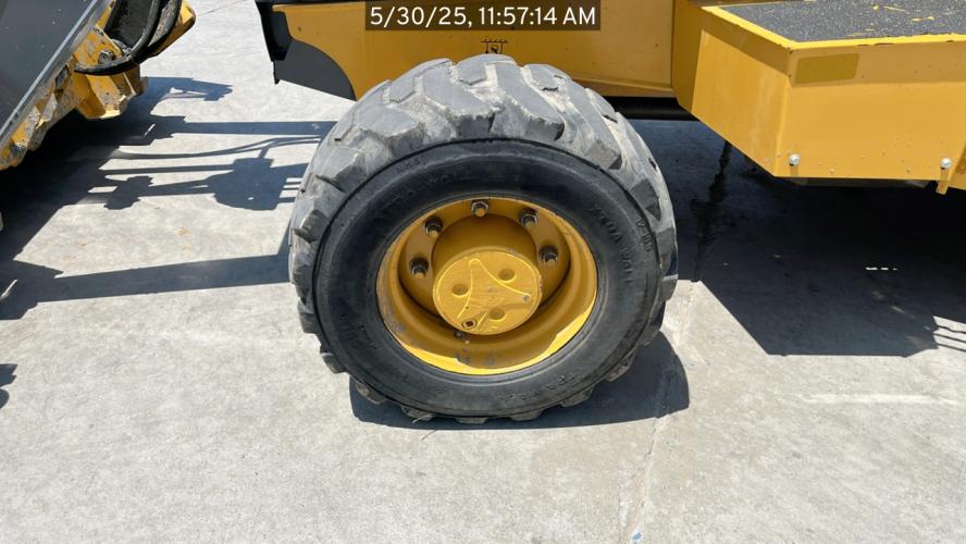 John Deere 210 P