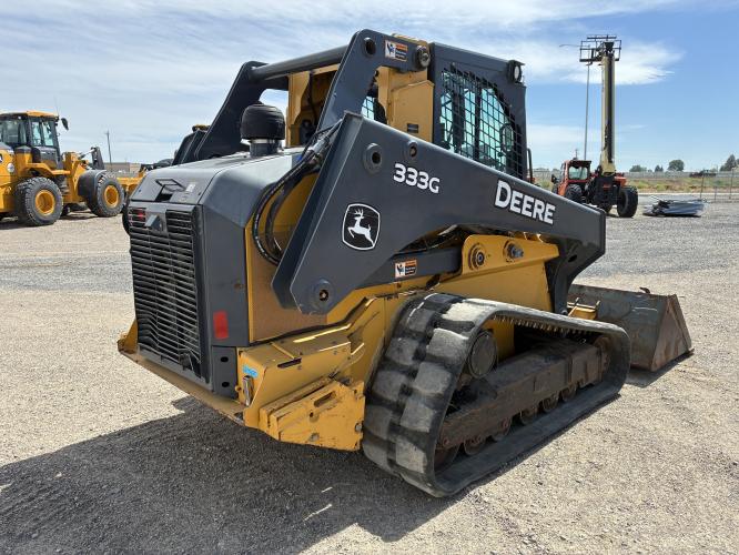 John Deere 333G