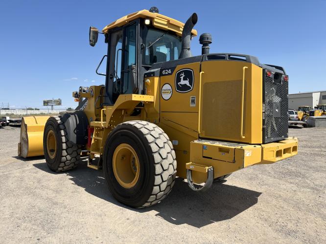 John Deere 624 P