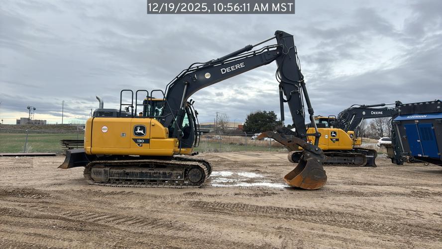John Deere 130 P