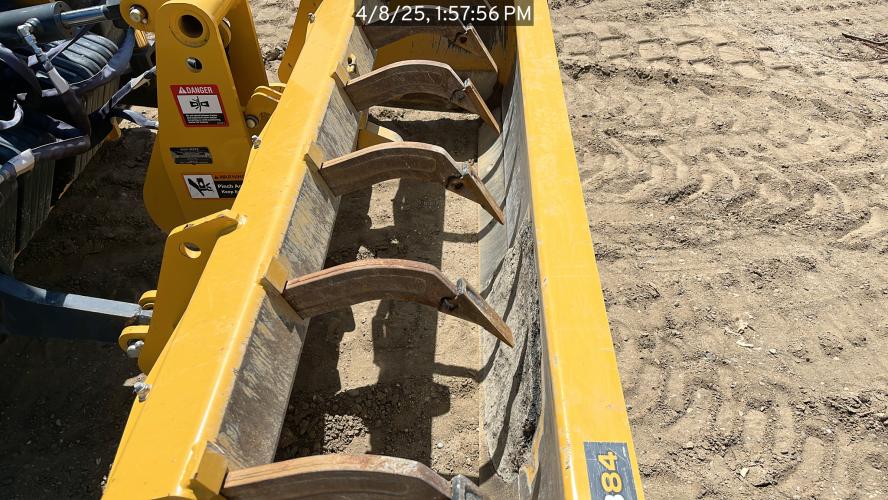 John Deere 210 G