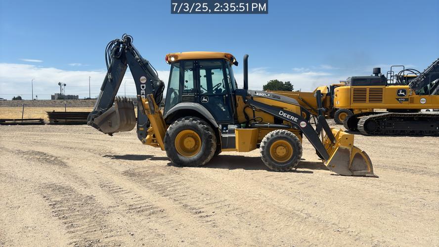 John Deere 320 P