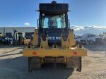 John Deere 700L