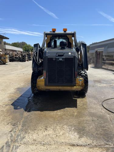 John Deere 332G