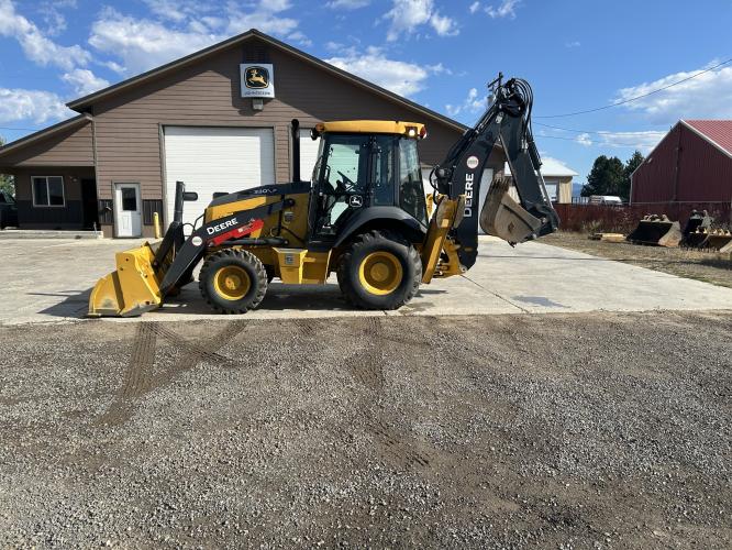 John Deere 320 P