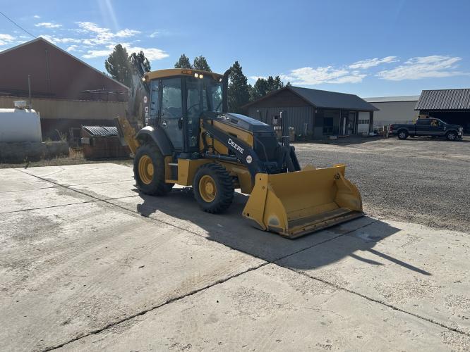 John Deere 320 P