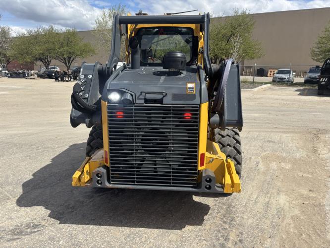 John Deere 324G