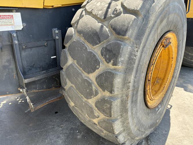 Komatsu WA470-7