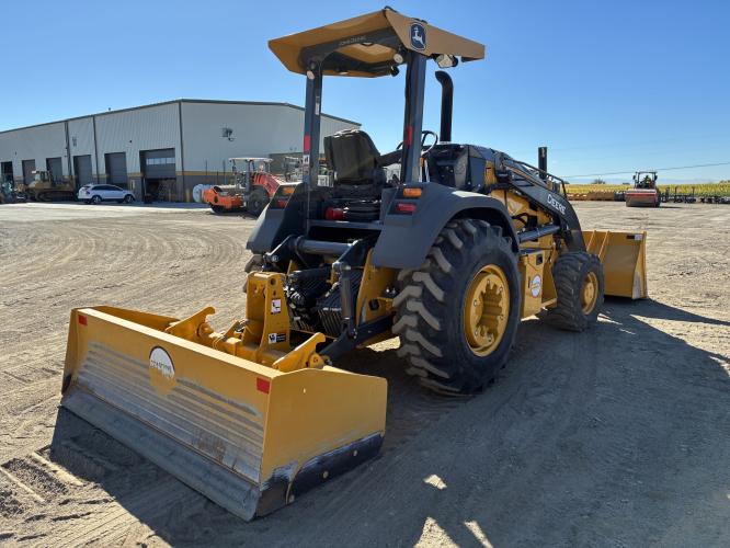 John Deere 210 P