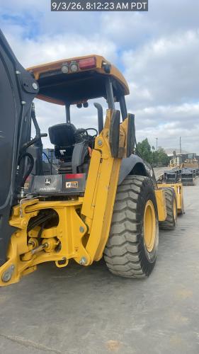 John Deere 710 P