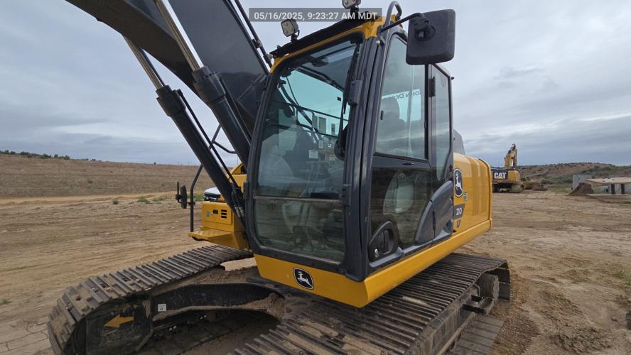 John Deere 210 P