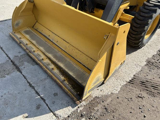 John Deere 320 P