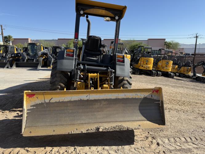 John Deere 210 P
