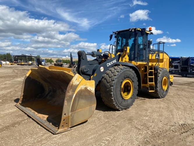 John Deere 744 P