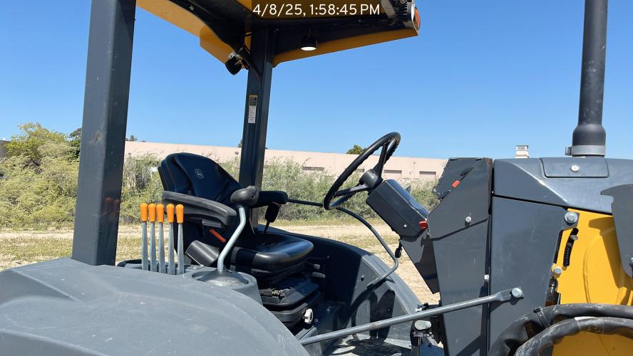 John Deere 210 G
