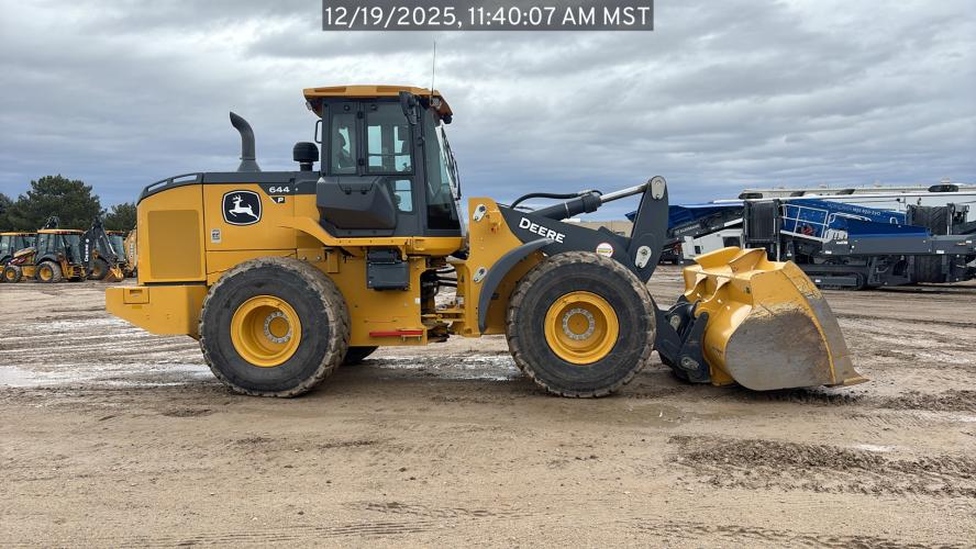 John Deere 644 P