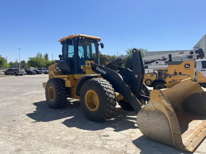 John Deere 544L