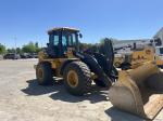 John Deere 544L