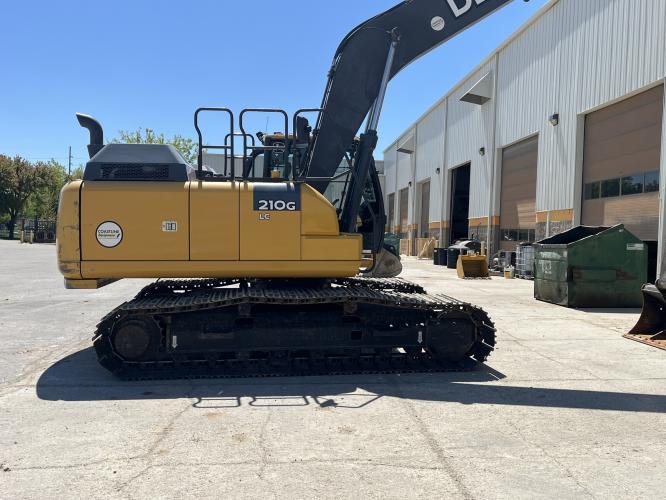 John Deere 210G LC