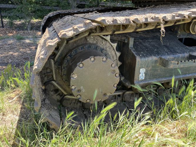 John Deere 245 P
