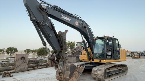 2023 John Deere 210 P