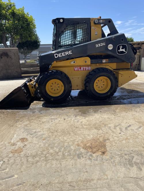 2020 John Deere 332G