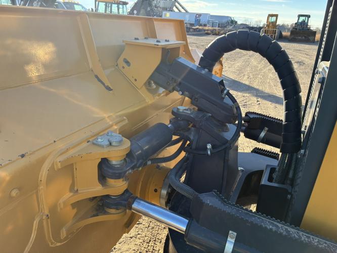 John Deere 700L