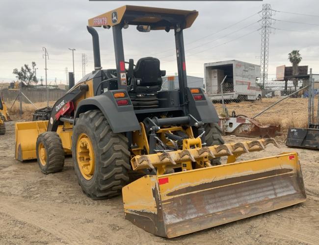 John Deere 210 P