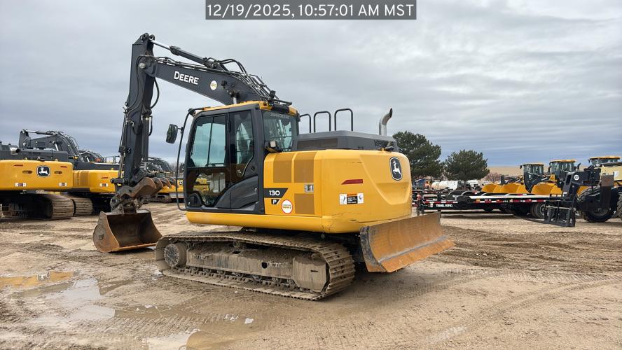 John Deere 130 P