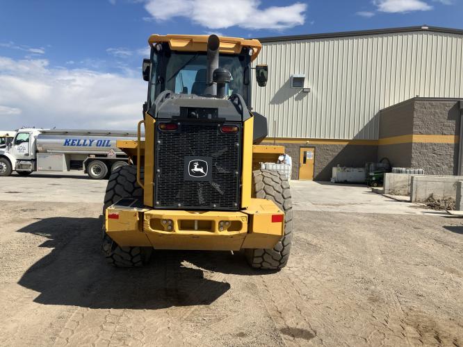 John Deere 524L