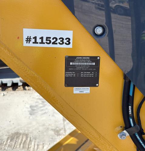 John Deere 672G