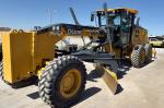 John Deere 672G