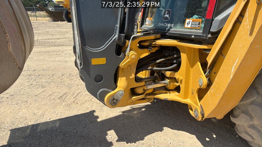 John Deere 320 P