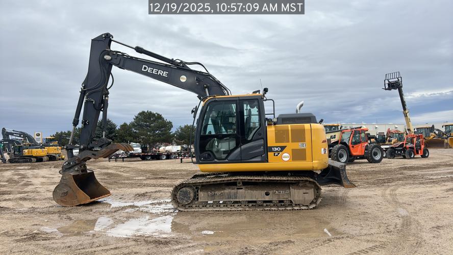 John Deere 130 P